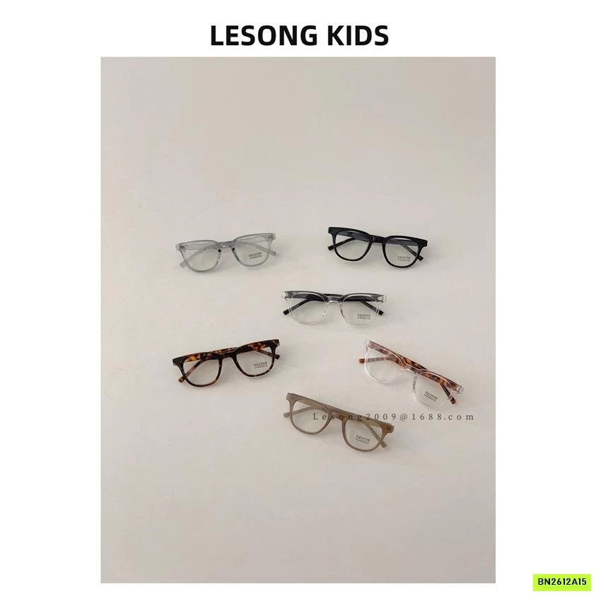 KÍNH THỜI TRANG 0 ĐỘ