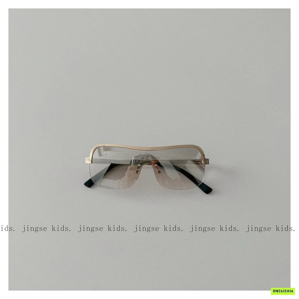 KÍNH THỜI TRANG GỌNG UỐN SÀNH ĐIỆU