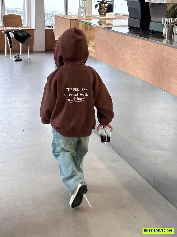 JEANS SUÔNG RÁCH GỐI 24S033 AMBB