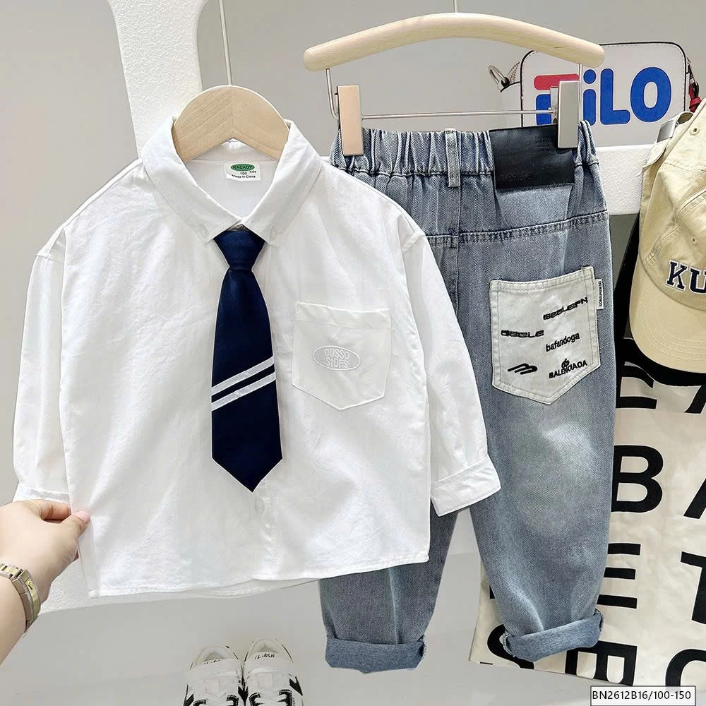 ÁO SƠ MI TRƠN MÀU KEM CAVAT KACADY