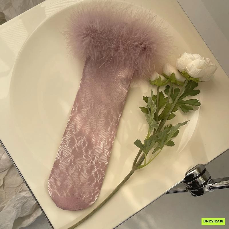 TẤT LƯỚI LOLLITA GẮN LÔNG VŨ