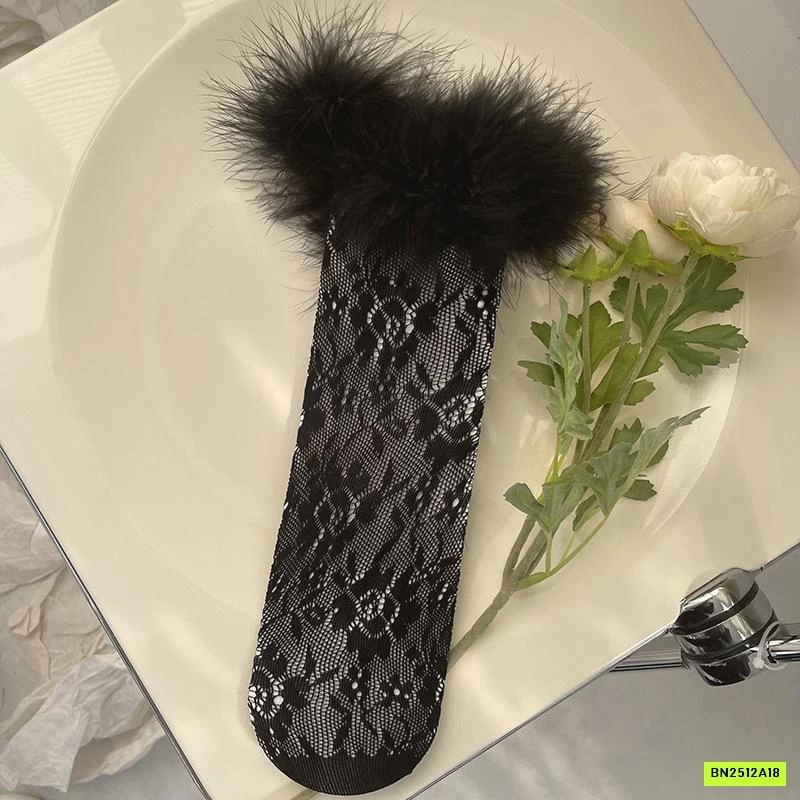 TẤT LƯỚI LOLLITA GẮN LÔNG VŨ