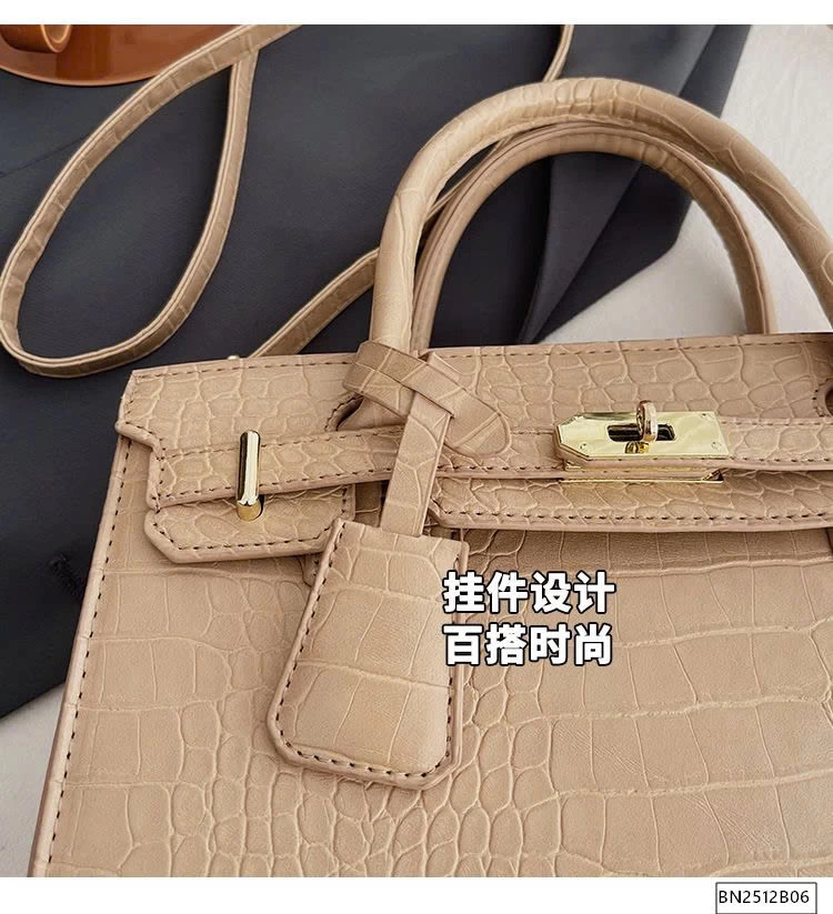 TÚI DA PU THỜI TRANG DẬP VÂN CÁ SẤU