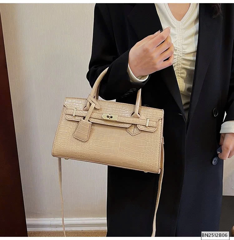 TÚI DA PU THỜI TRANG DẬP VÂN CÁ SẤU