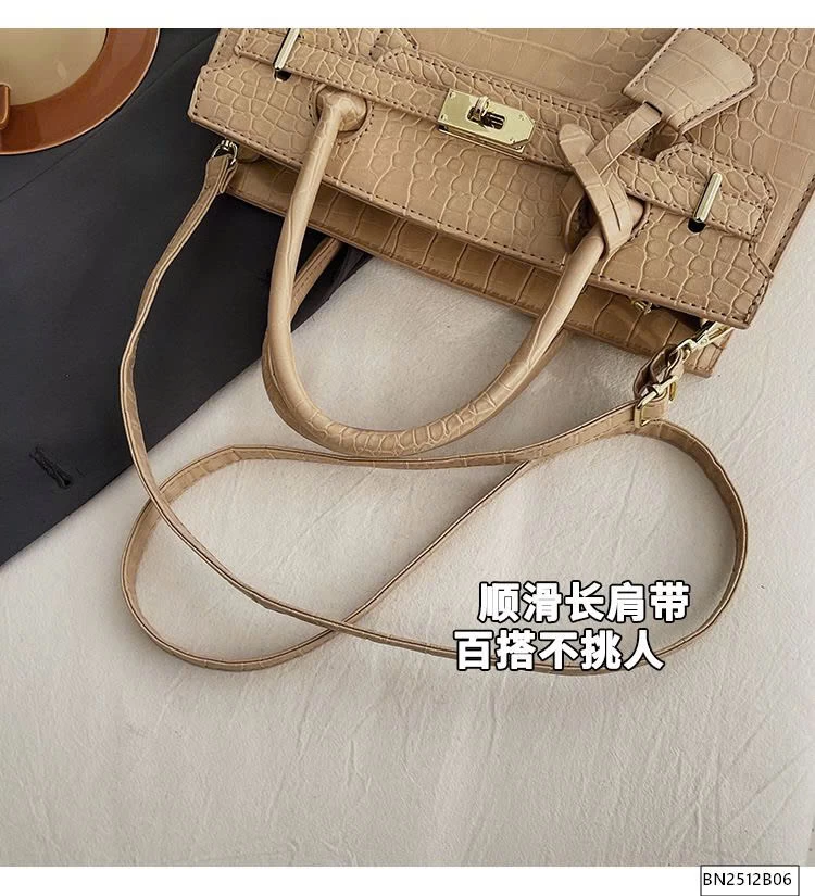 TÚI DA PU THỜI TRANG DẬP VÂN CÁ SẤU