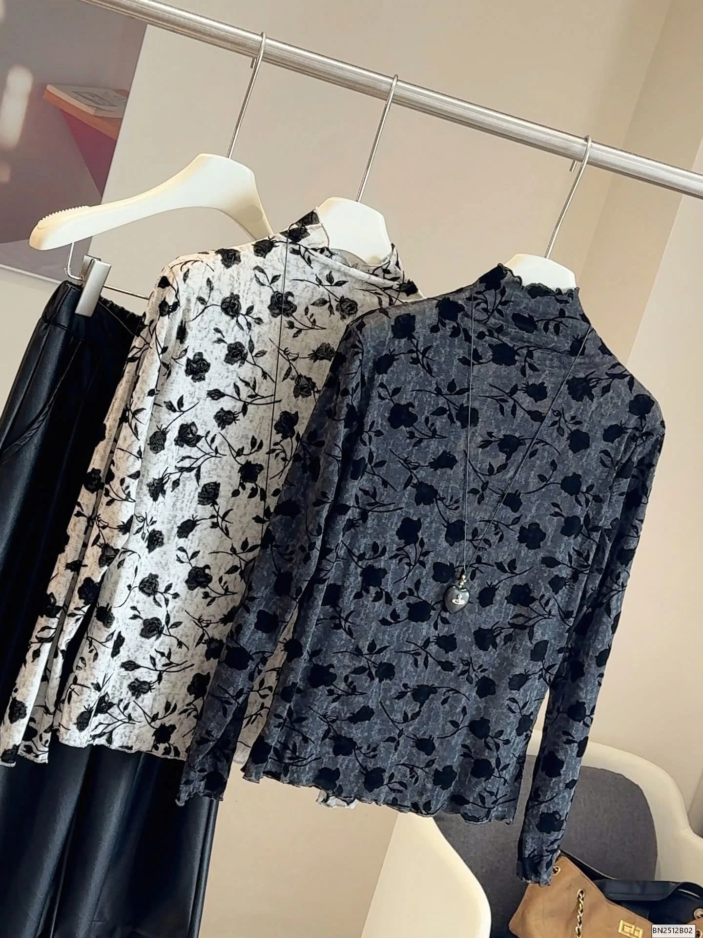 ÁO THUN HOA GIỮ NHIỆT CAO CỔ