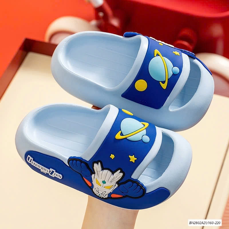 DÉP LÊ SIÊU NHÂN ĐẾ BÁNH MỲ