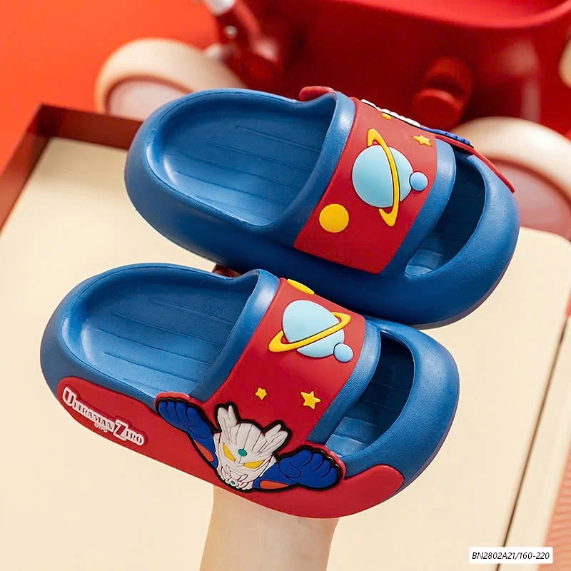 DÉP LÊ SIÊU NHÂN ĐẾ BÁNH MỲ