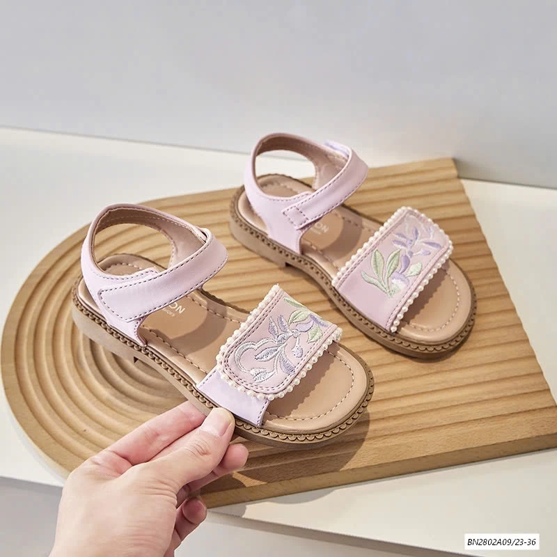 SANDAL THÊU HOA QUAI DÁN