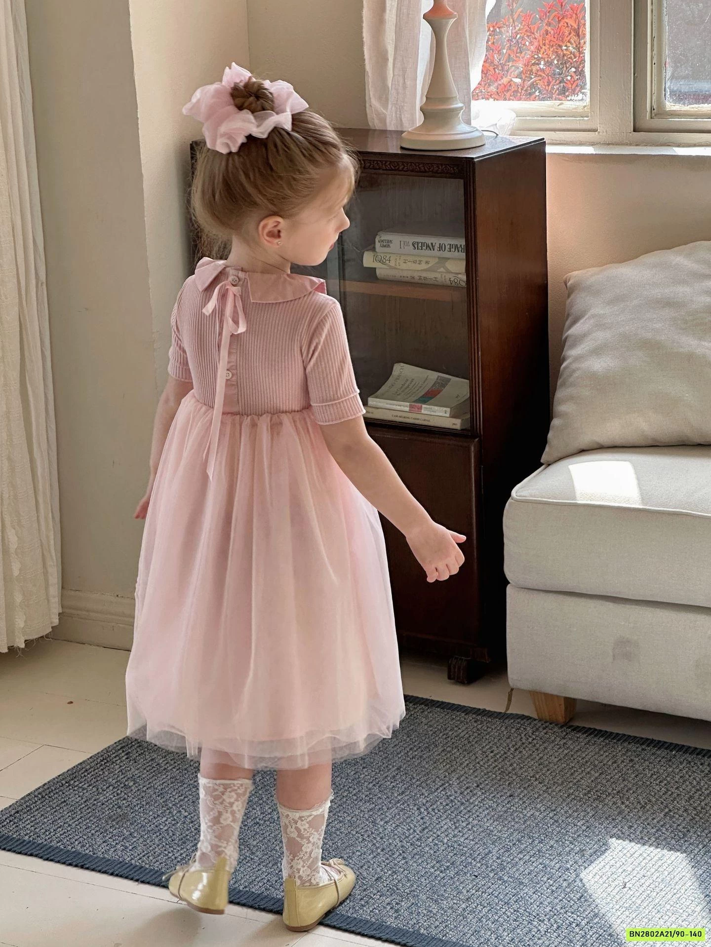 ĐẦM MONTOGHI NGẮN TAY PHỐI CHÂN VOAN