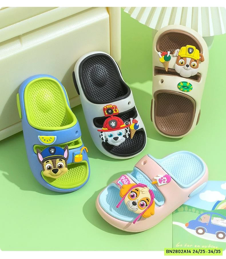 DÉP LÊ ĐỘI CHÓ CỨU HỘ CHỐNG TRƯỢT