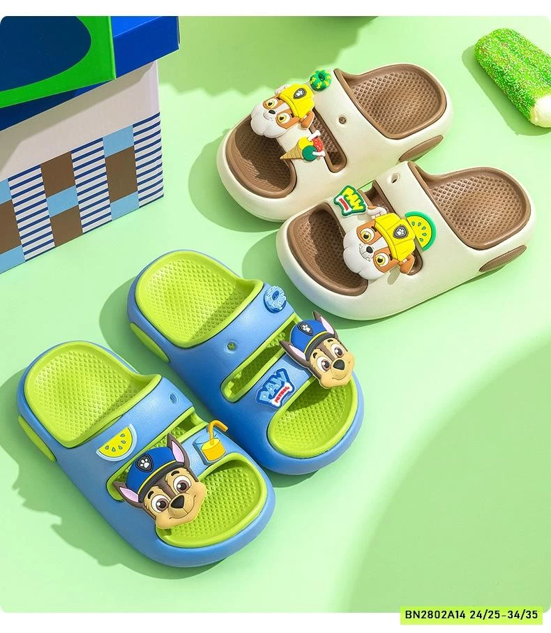 DÉP LÊ ĐỘI CHÓ CỨU HỘ CHỐNG TRƯỢT