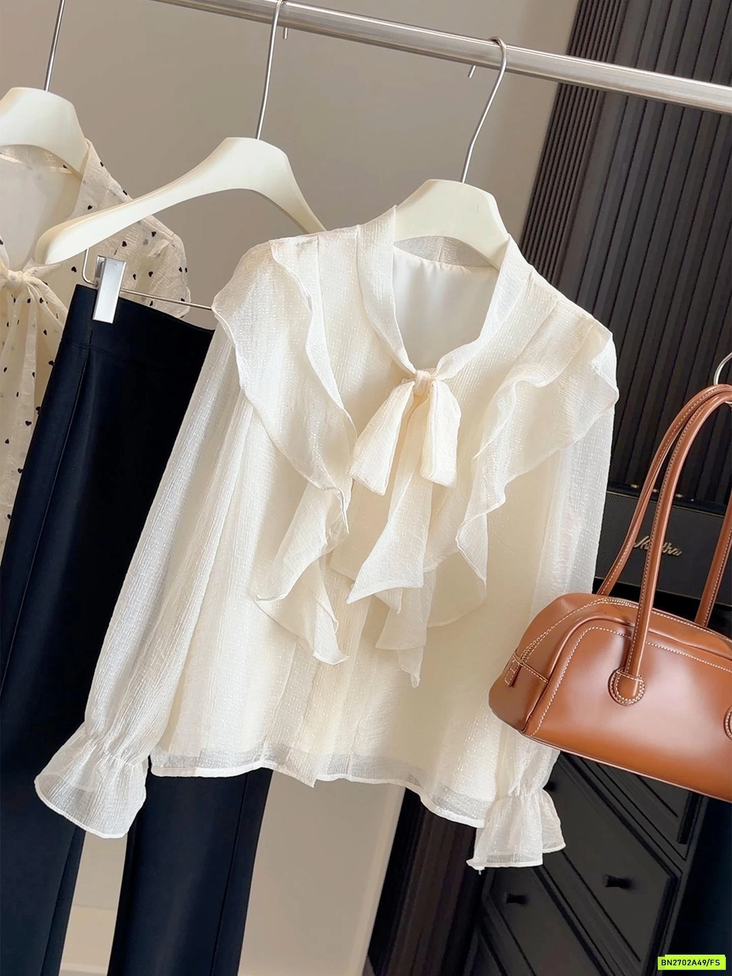 SƠ MI BÈO CÔNG SỞ ANNA