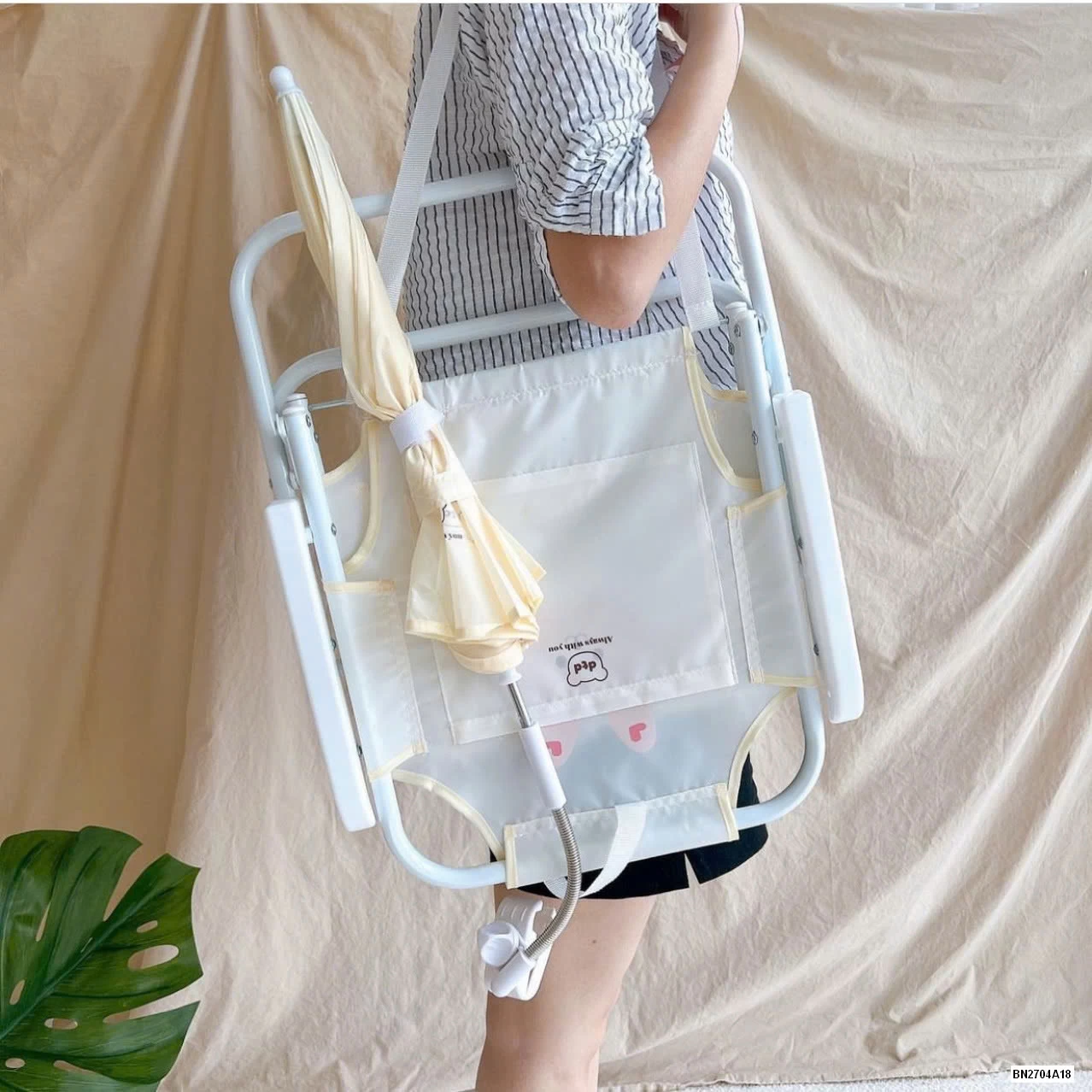 GHẾ ĐI BIỂN KÈM Ô