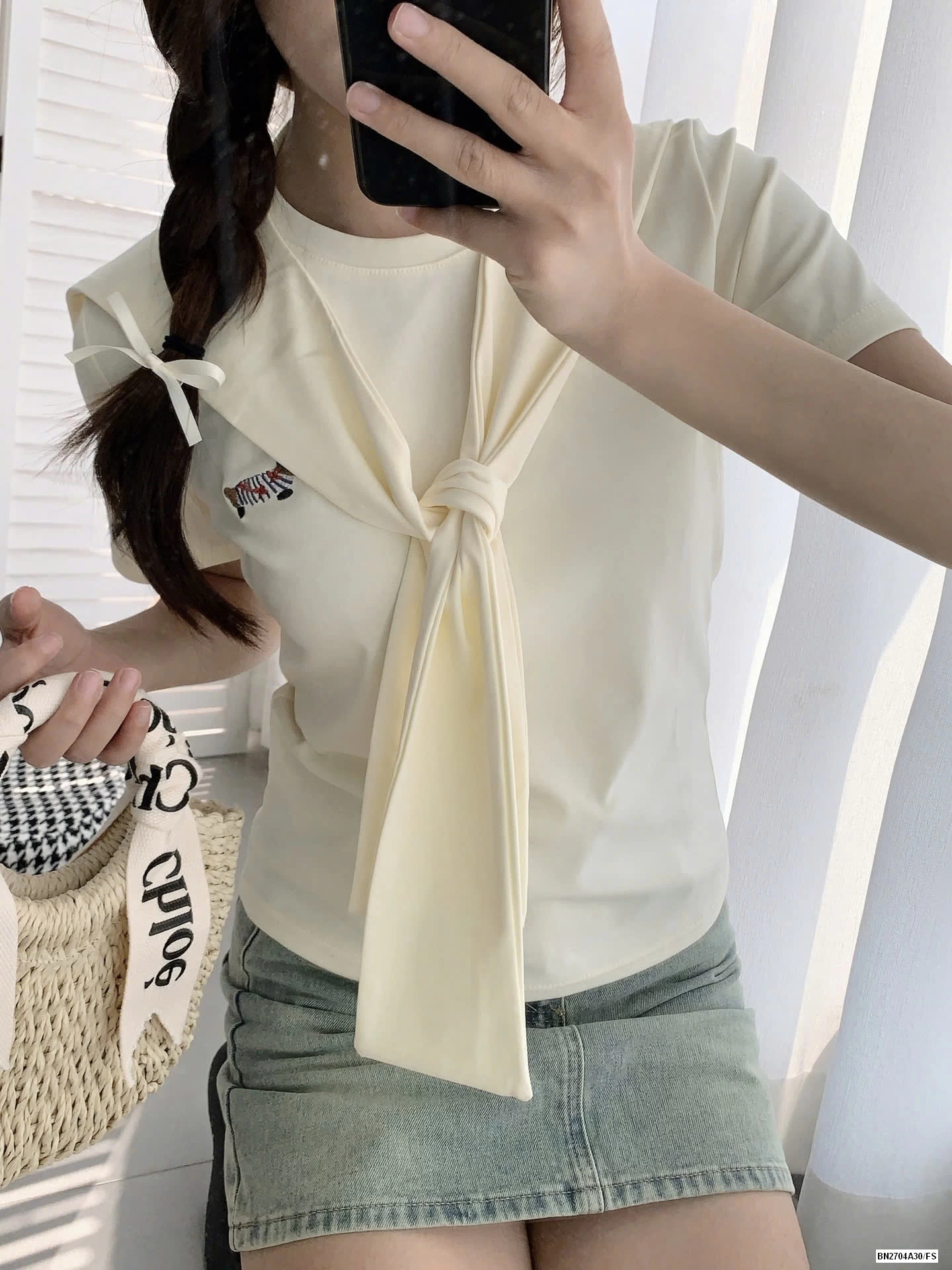 ÁO THUN LOGO CÚN GIẢ KHĂN CHOÀNG VAI