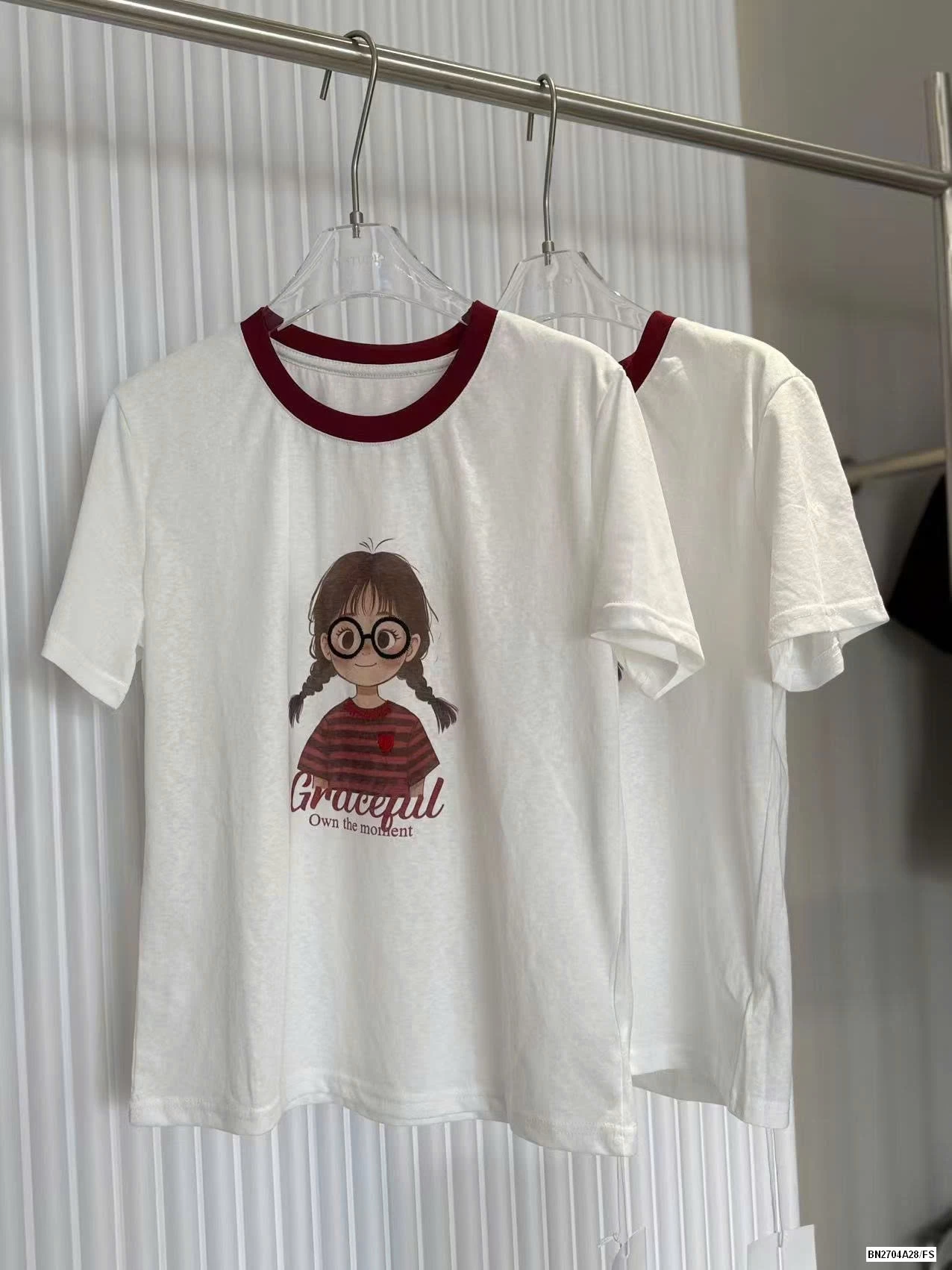 ÁO THUN IN HÌNH BÉ GÁI