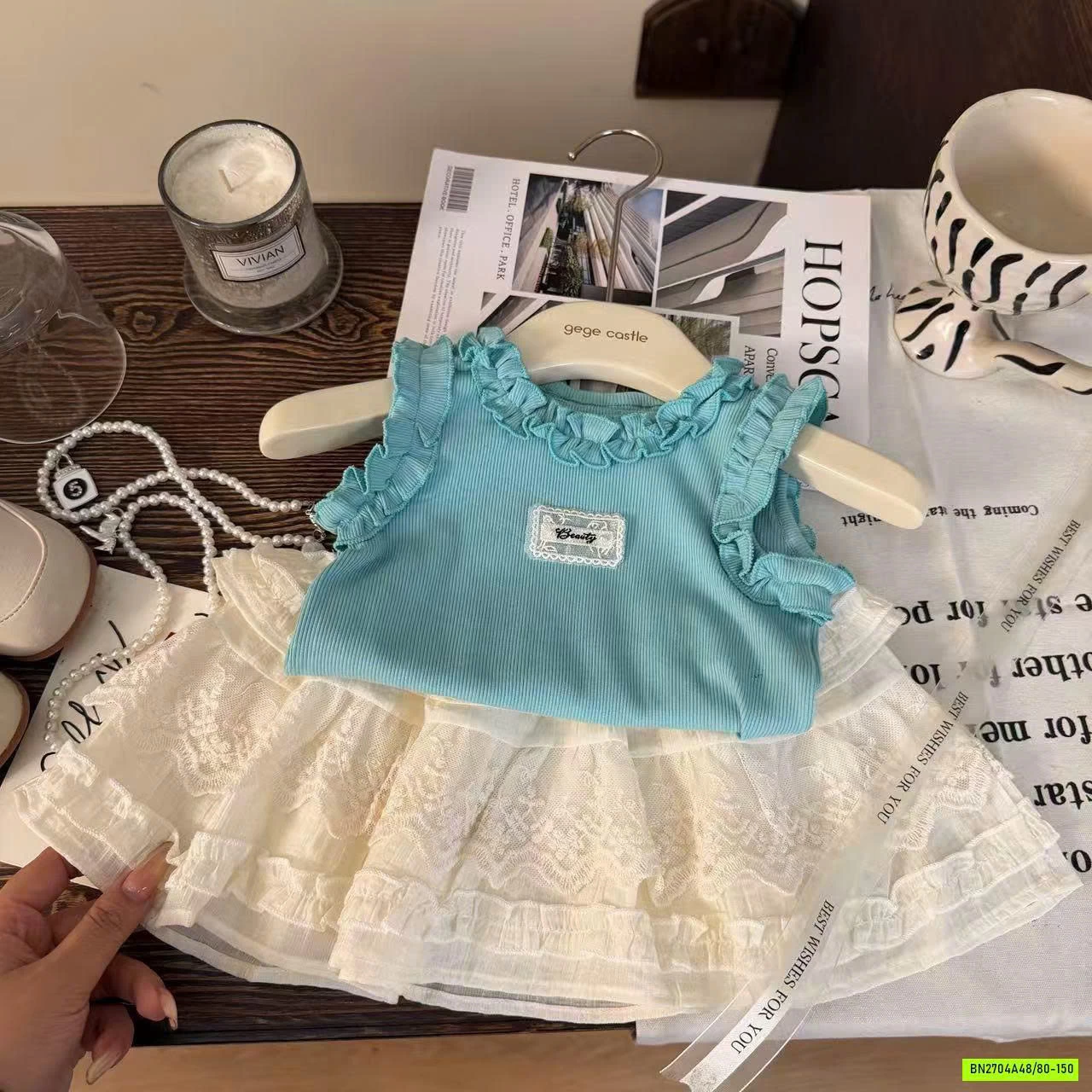 ÁO SÁT NÁCH VIỀN BÈO MIX CV REN