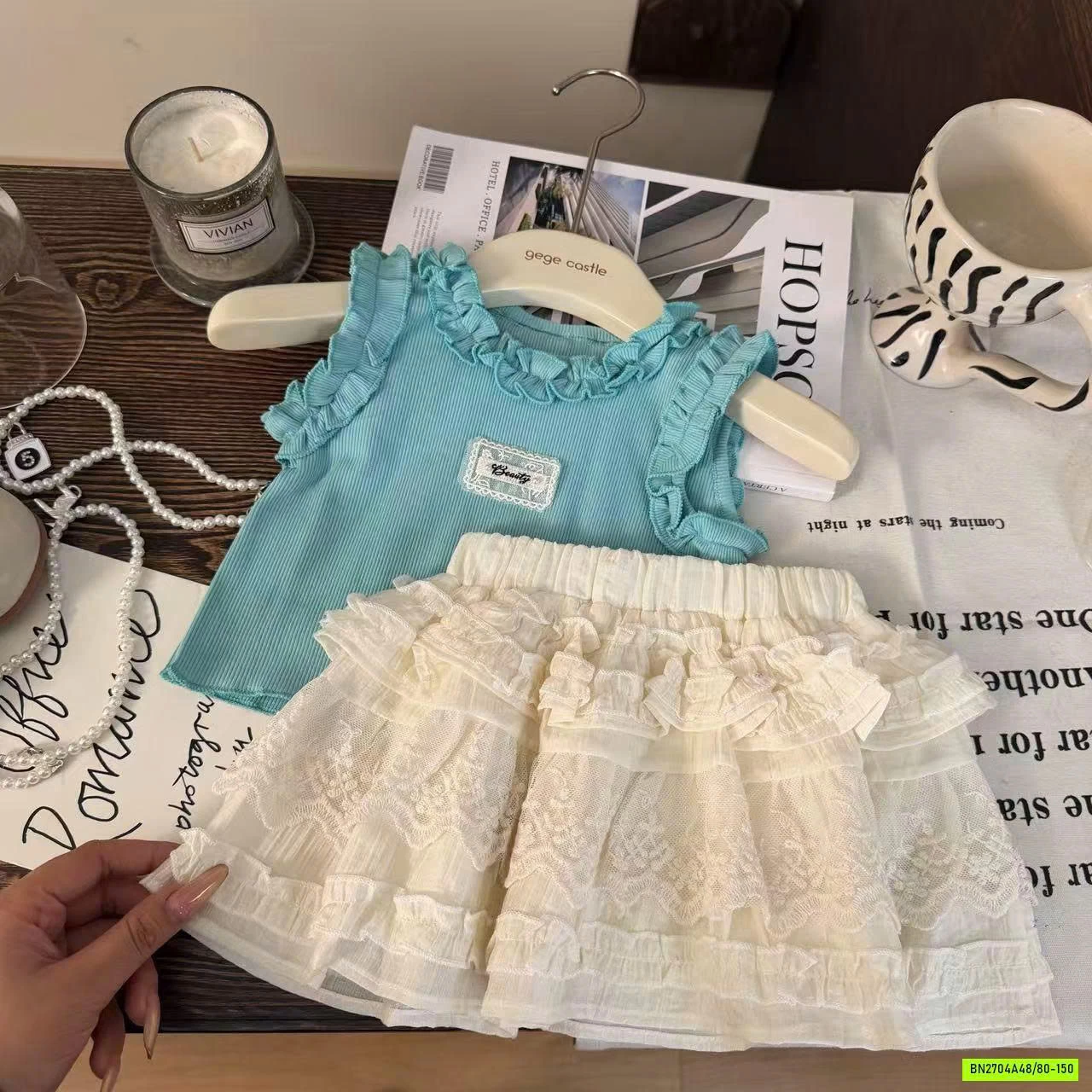 ÁO SÁT NÁCH VIỀN BÈO MIX CV REN