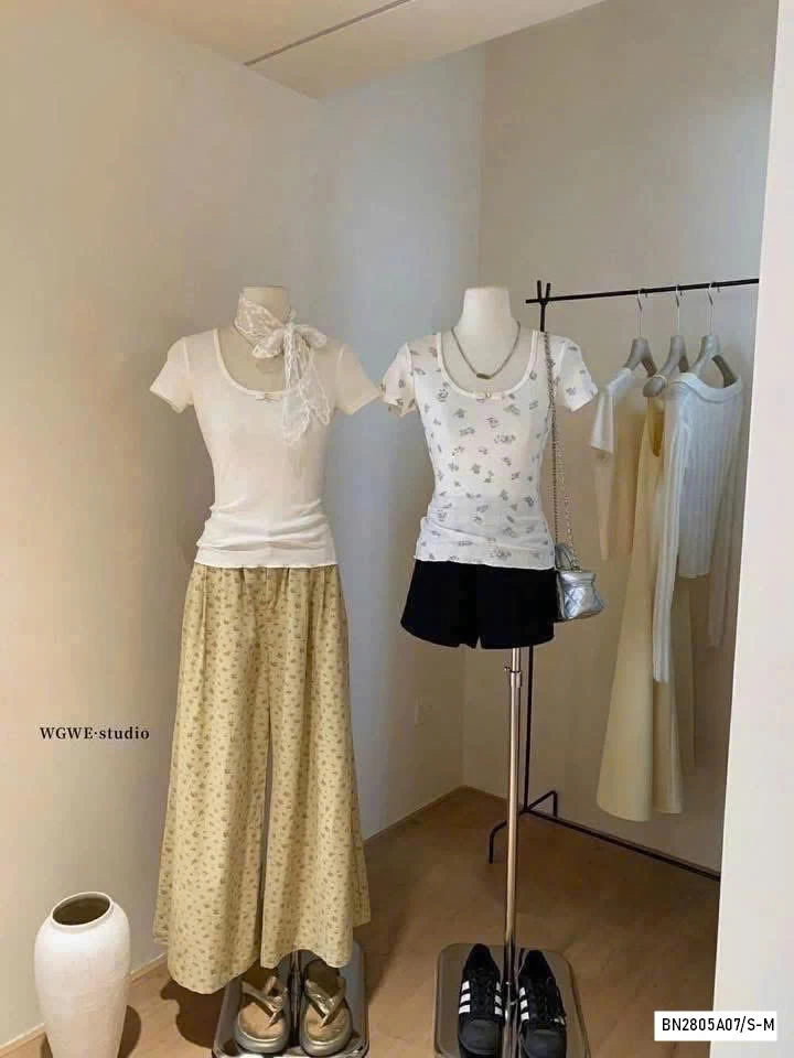 ÁO MONTOGHI CỔ NƠ WG.WE