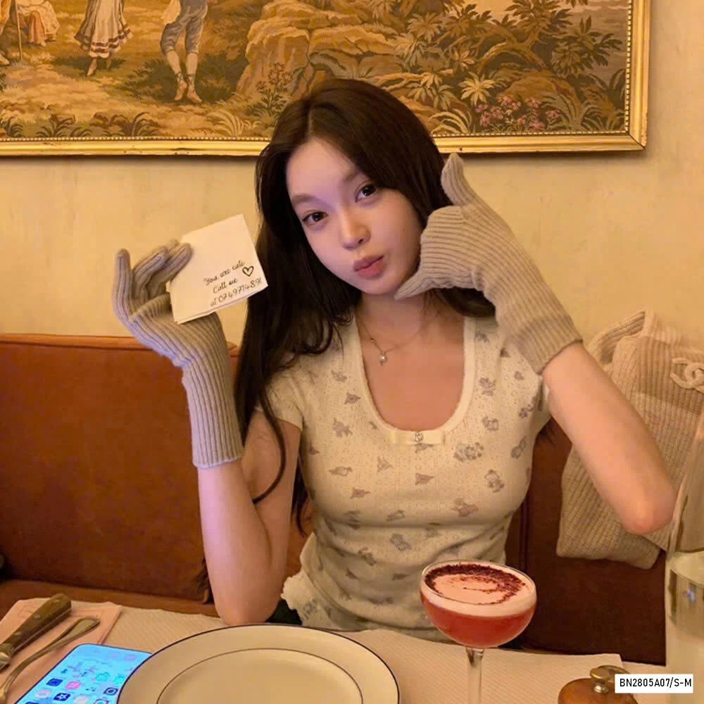 ÁO MONTOGHI CỔ NƠ WG.WE