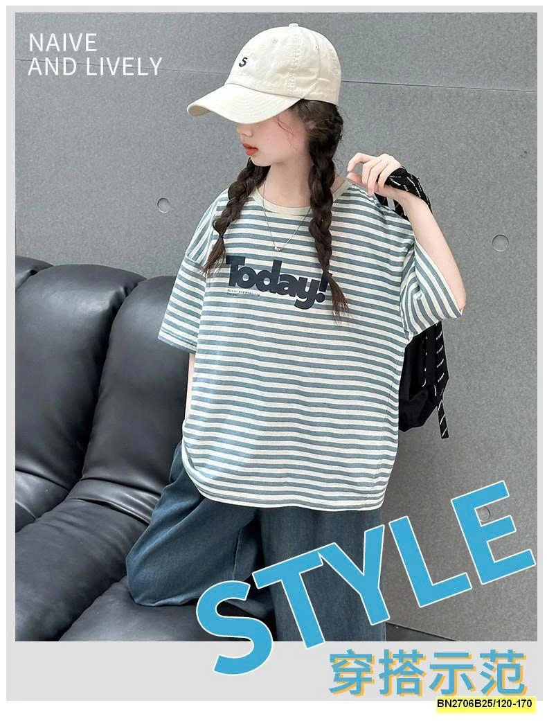 ÁO THUN KẺ MIX QUẦN DENIM BO GẤU