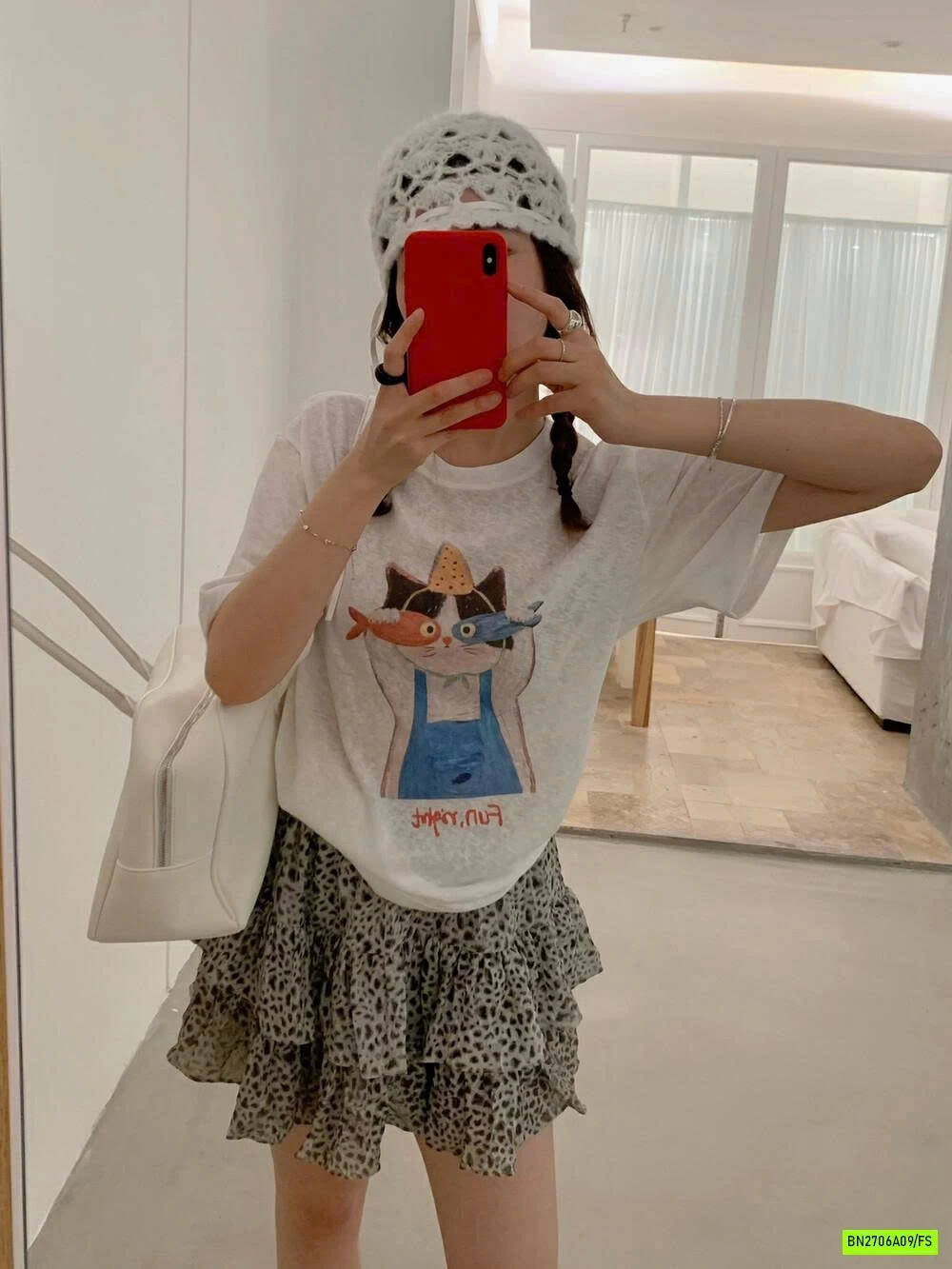 ÁO THUN GIẤY MÈO CON