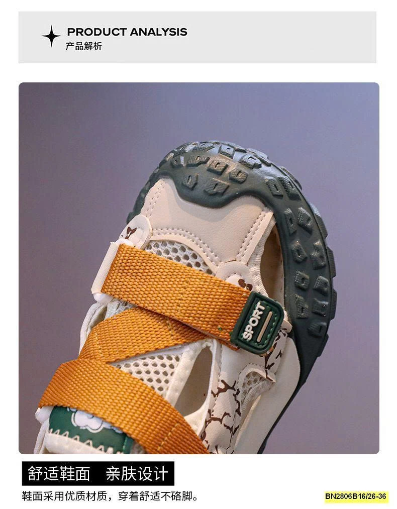 SANDAL ĐẾ ĐINH QUAI CHỮ Z