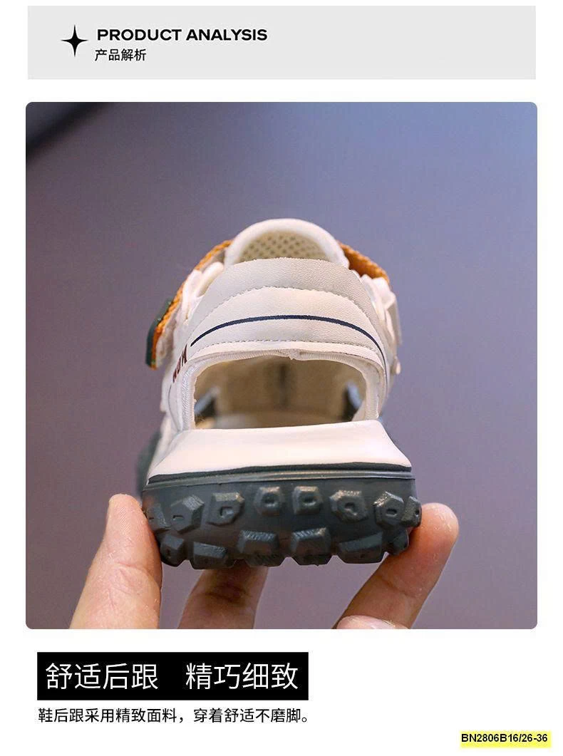 SANDAL ĐẾ ĐINH QUAI CHỮ Z