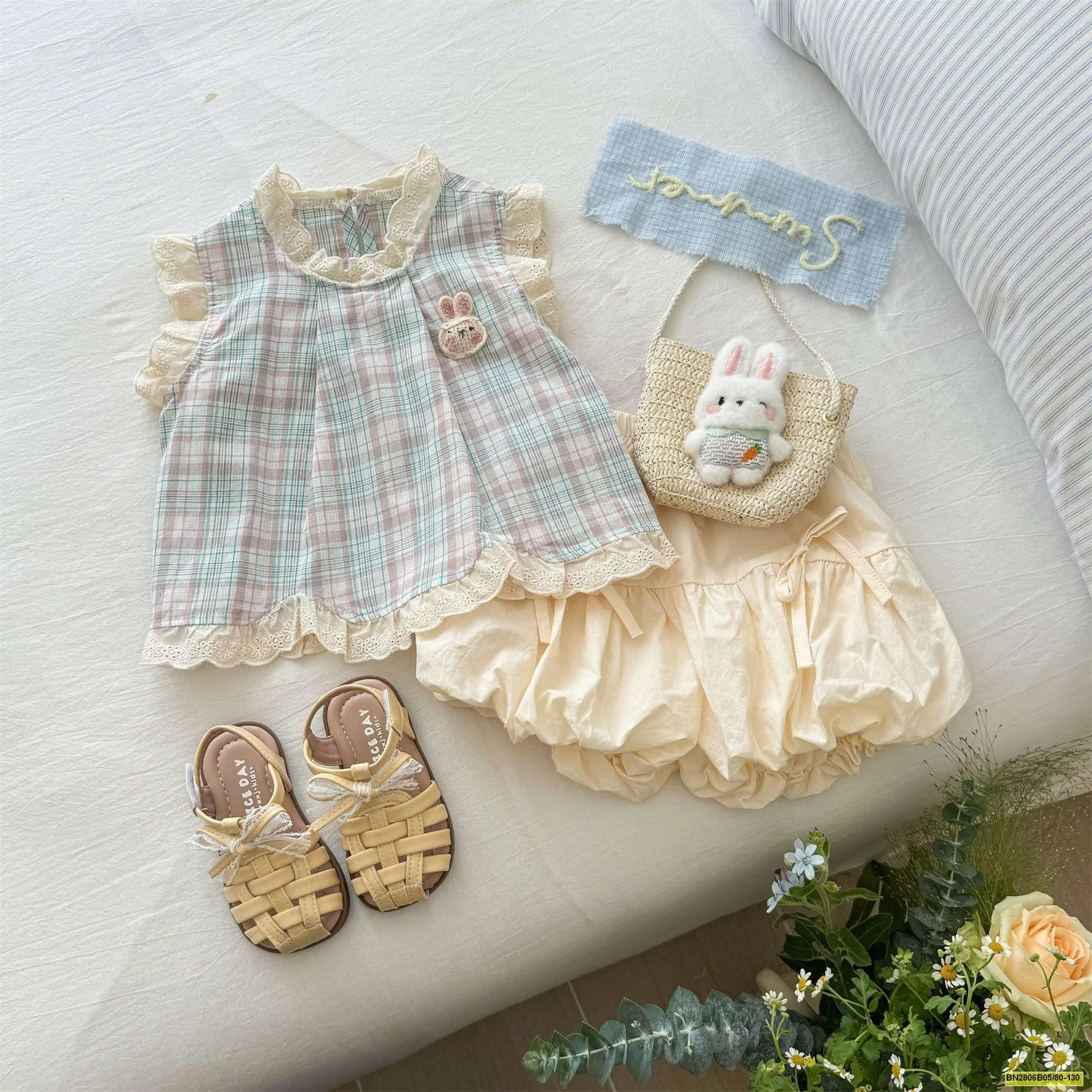 BỘ ÁO CARO XANH  QUẦN BÍ