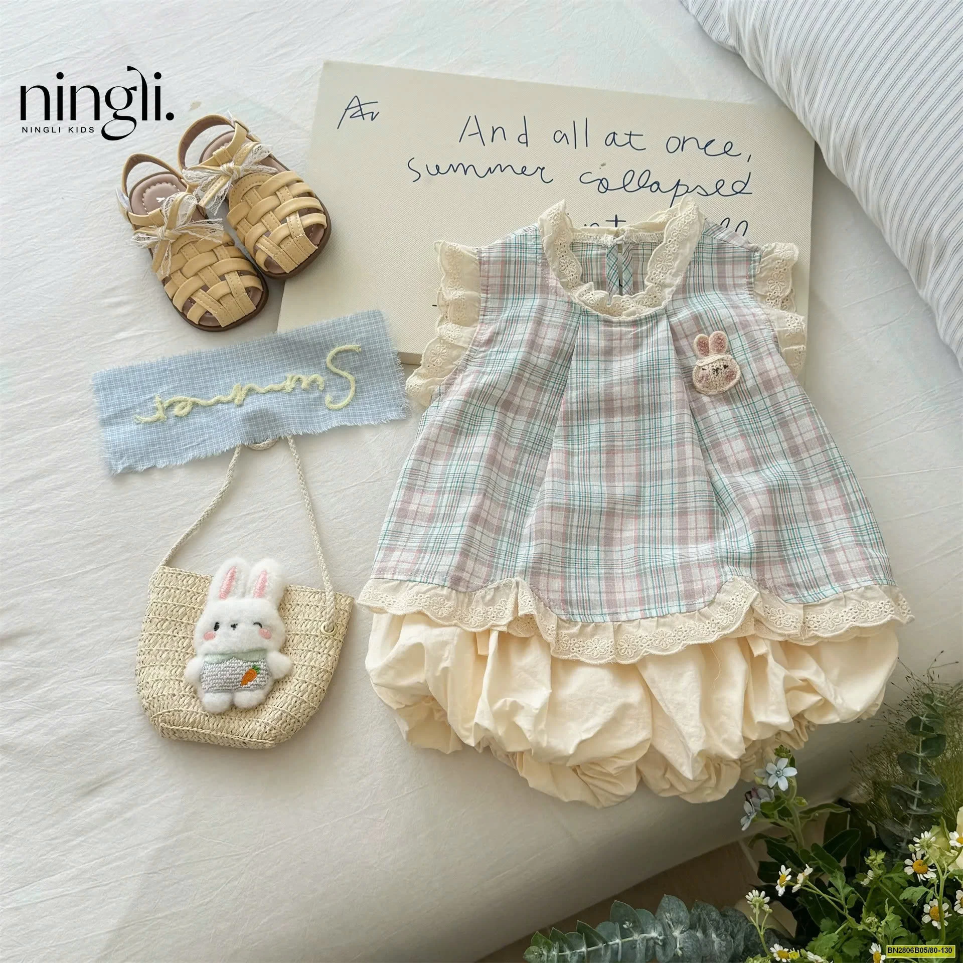 BỘ ÁO CARO XANH  QUẦN BÍ