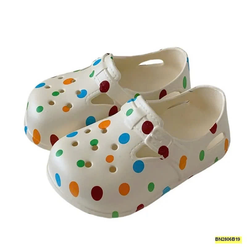 SỤC NHỰA ĐÚC THÔNG HƠI