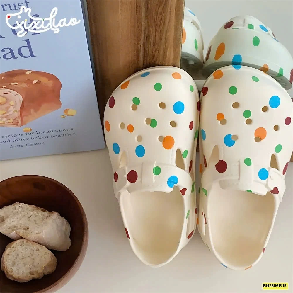 SỤC NHỰA ĐÚC THÔNG HƠI