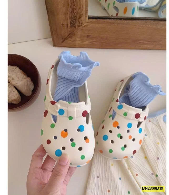 SỤC NHỰA ĐÚC THÔNG HƠI