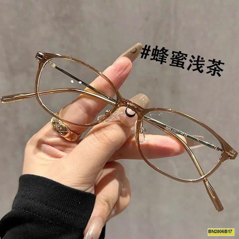 KÍNH THỜI TRANG HOT TREND