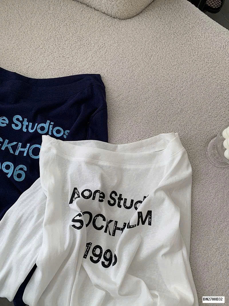 ÁO THUN IN CHỮ CỔ RỘNG HỞ VAI