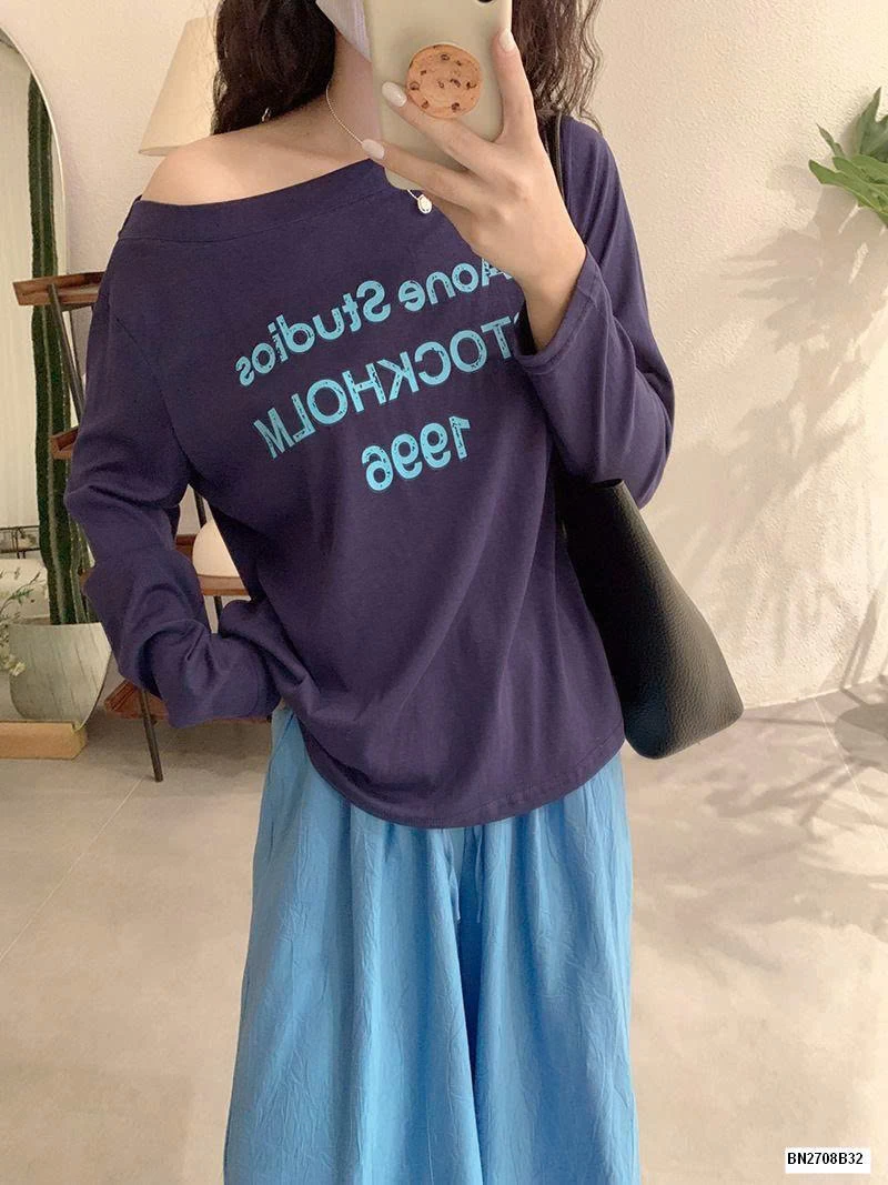 ÁO THUN IN CHỮ CỔ RỘNG HỞ VAI