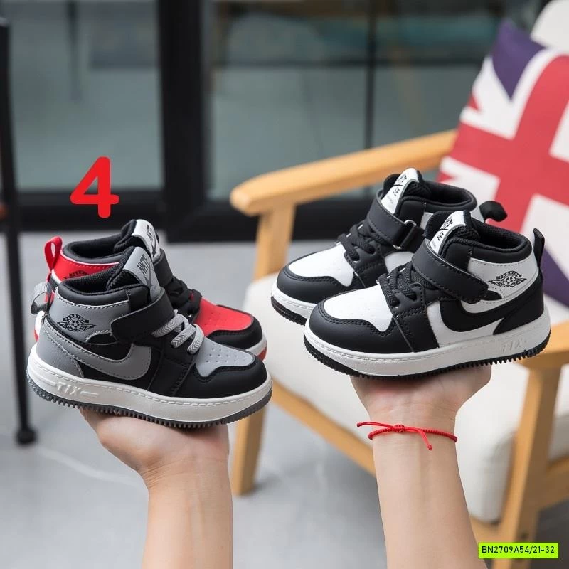 GIÀY THỂ THAO CAO CỔ QUAI DÁN