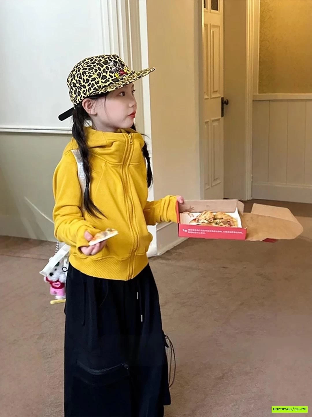 KHOÁC COTTON VÀNG LIỀN MŨ