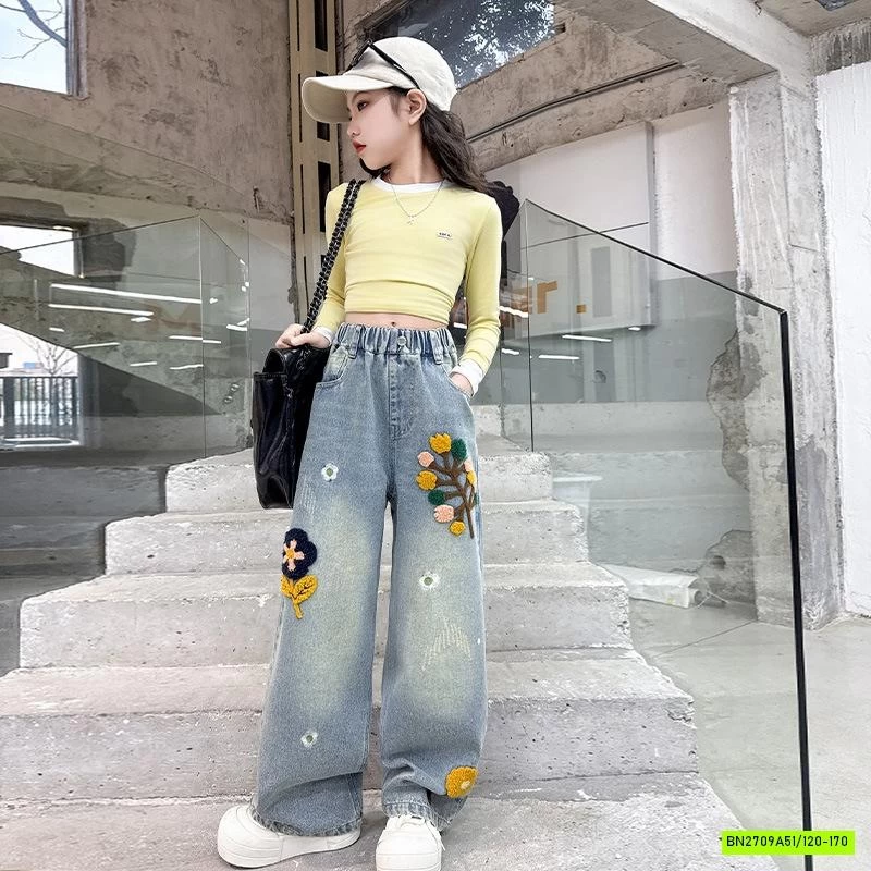 JEANS SUÔNG THÊU HOA