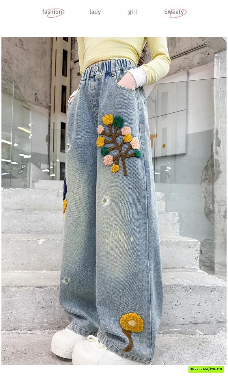 JEANS SUÔNG THÊU HOA