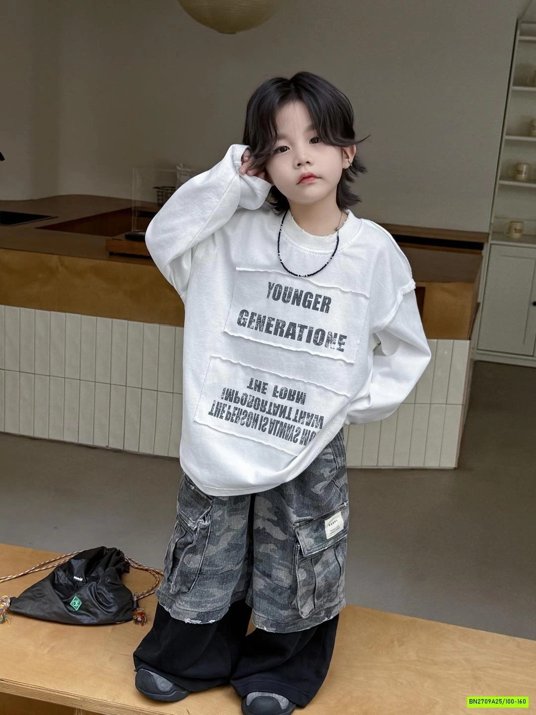 ÁO THUN TRẮNG CÁ TÍNH