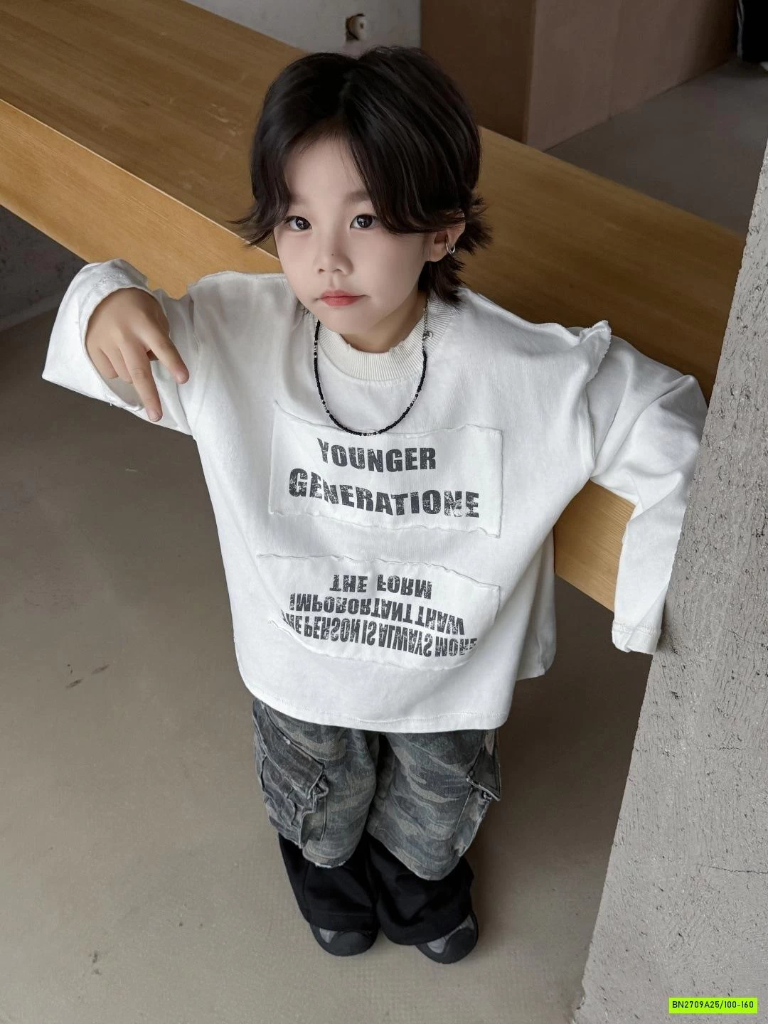 ÁO THUN TRẮNG CÁ TÍNH