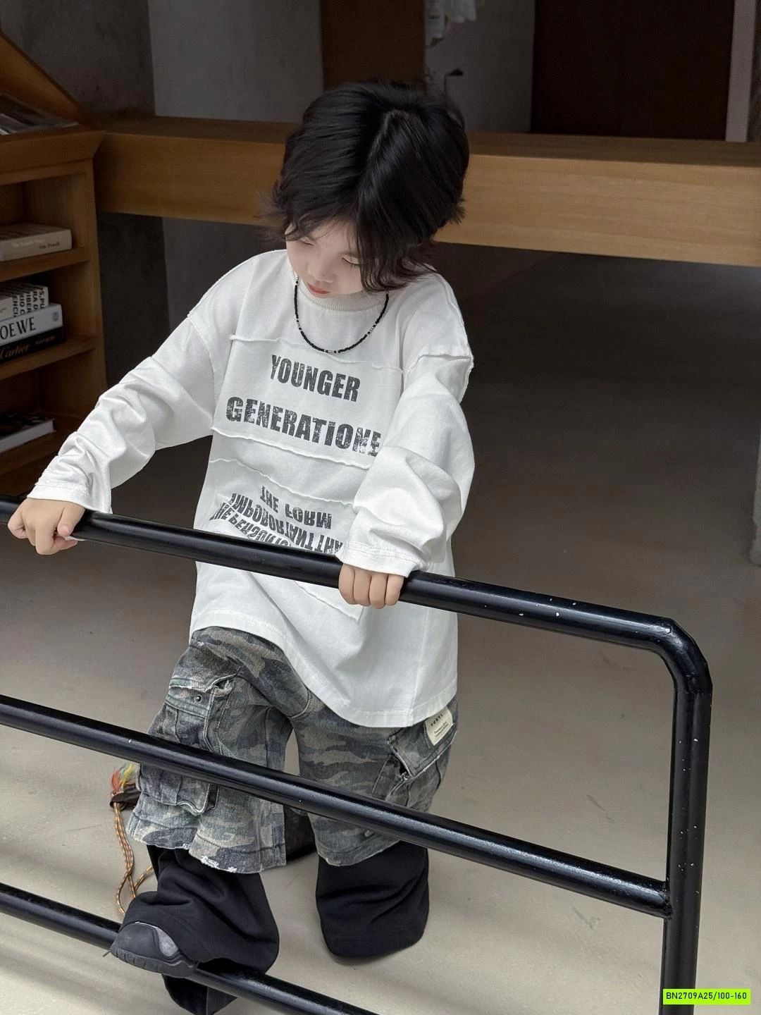 ÁO THUN TRẮNG CÁ TÍNH