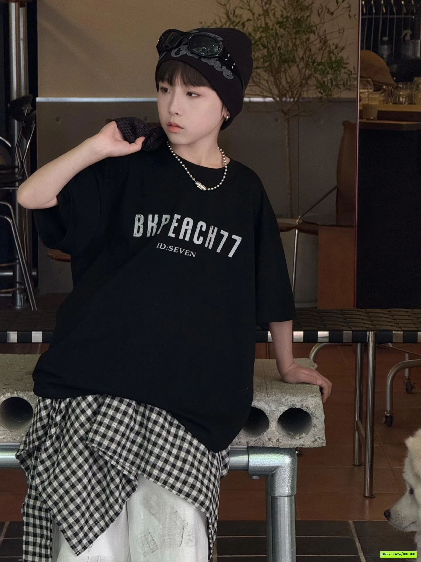 ÁO THUN ĐEN BKPEACH7