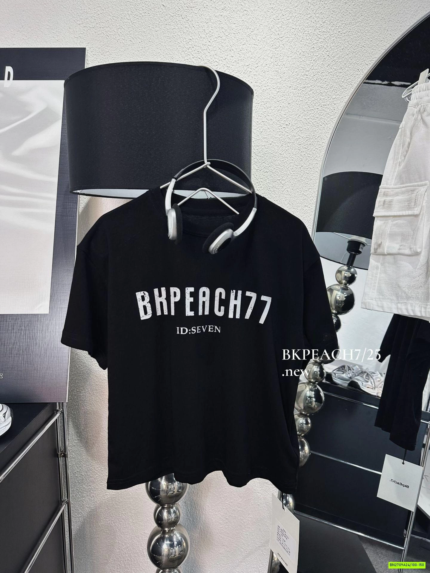 ÁO THUN ĐEN BKPEACH7