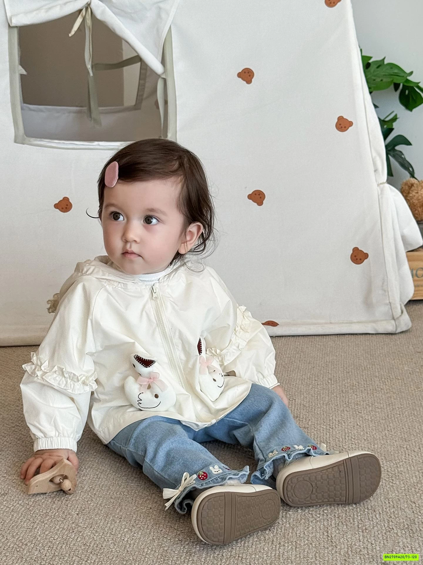 KHOÁC GIÓ GẮN VỊT TAI THỎ SZ NHÍ