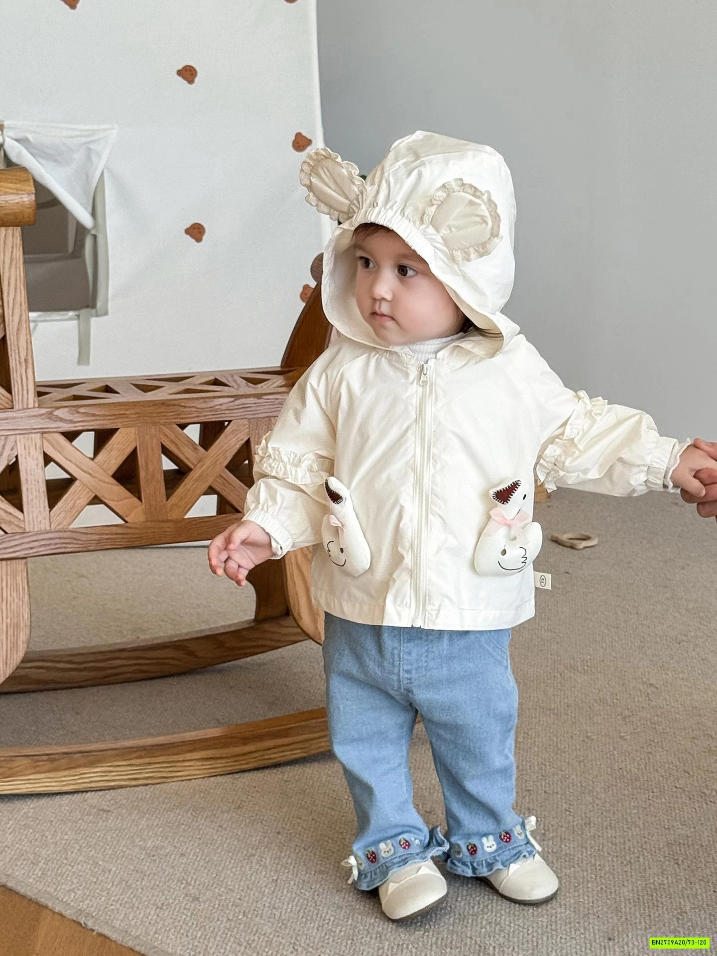 KHOÁC GIÓ GẮN VỊT TAI THỎ SZ NHÍ