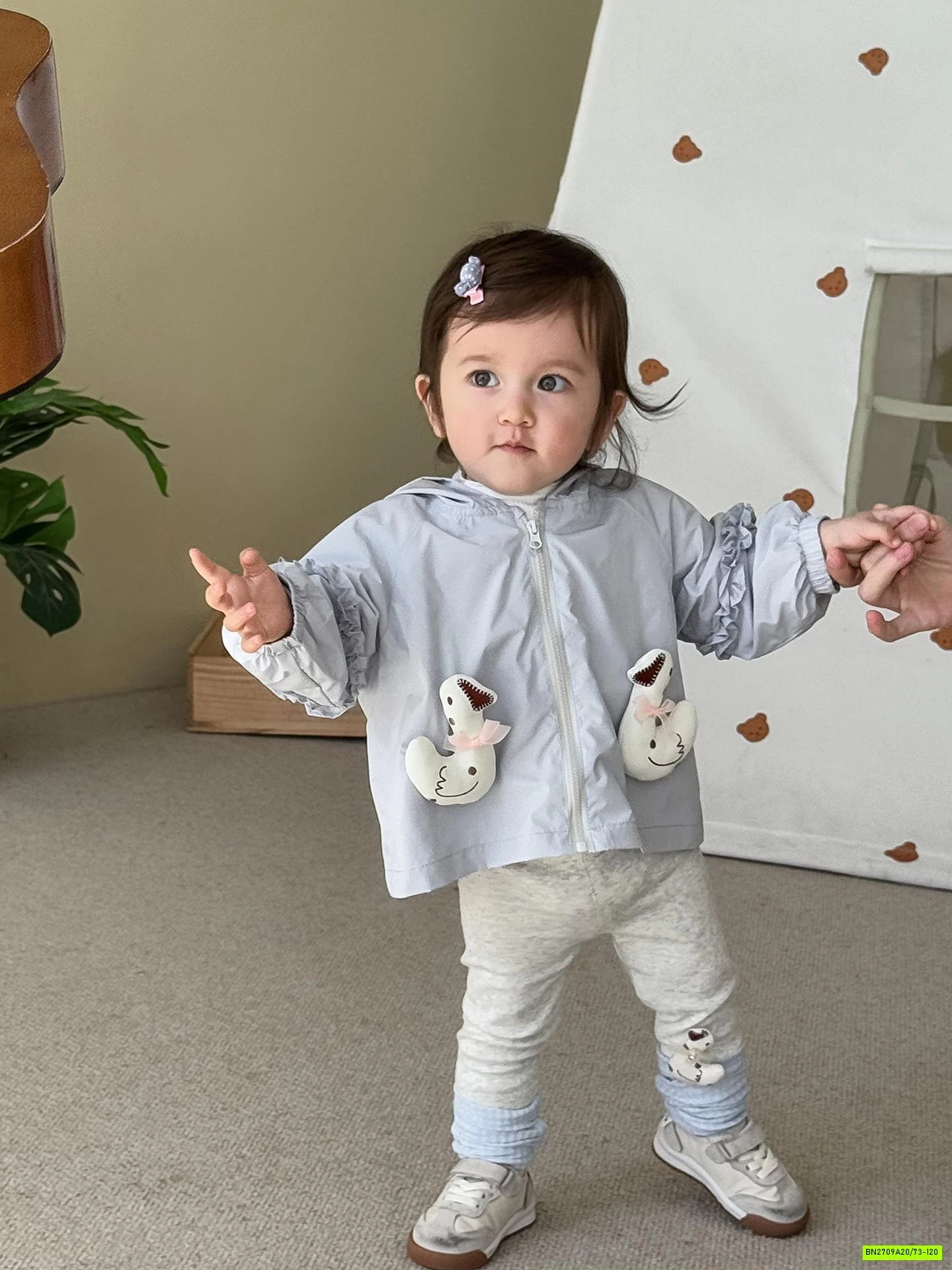 KHOÁC GIÓ GẮN VỊT TAI THỎ SZ NHÍ