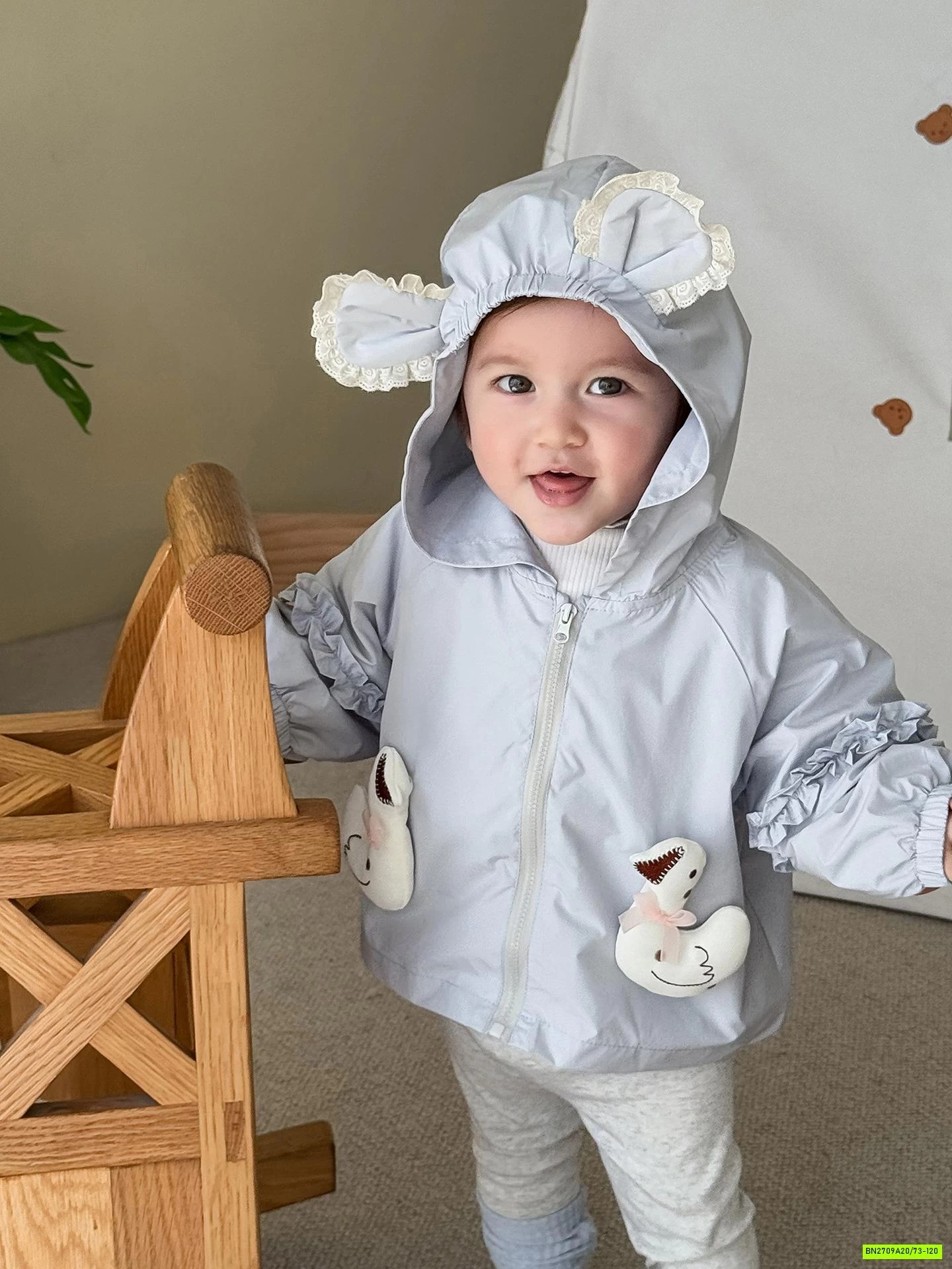 KHOÁC GIÓ GẮN VỊT TAI THỎ SZ NHÍ