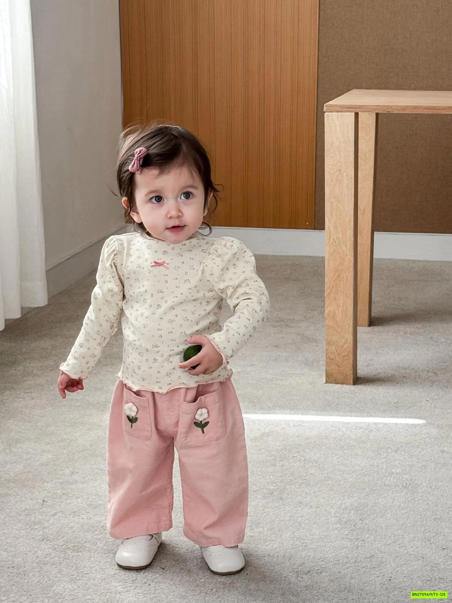 ÁO CHẤM BI MIX QUẦN NHUNG SUÔNG